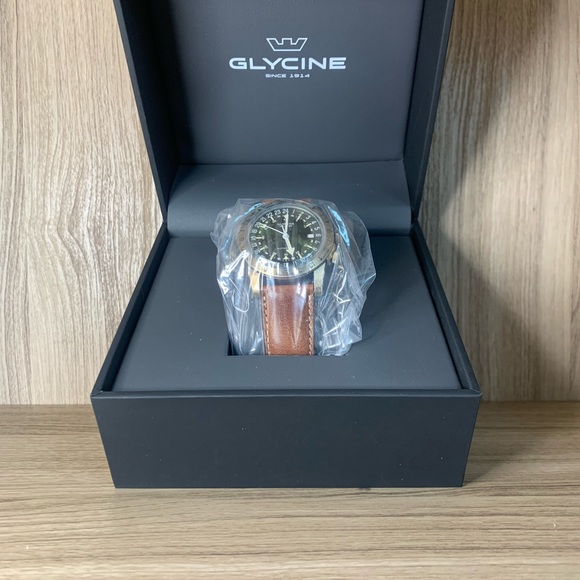 Glycine Men's GL0413 Airman The Chief 40mm Automatic Watch - Picture 6 of 9